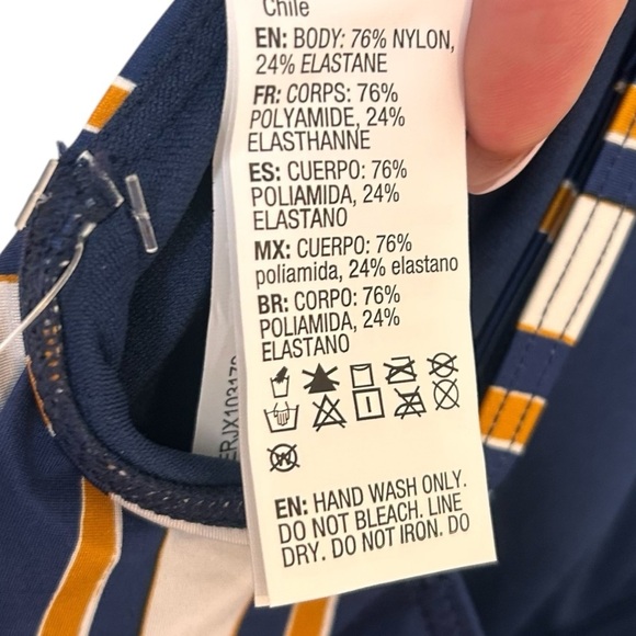 Roxy Women's Romantic Senses One Piece Swimsuit- Size Small - Picture 11 of 13